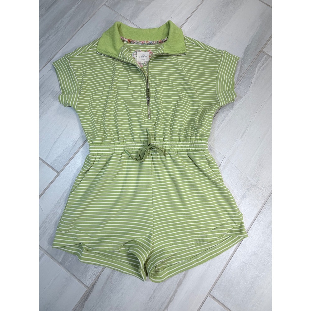 Umgee Green Striped Quarter Zip Romper Short Sleeve Elastic Waist C4185 Medium